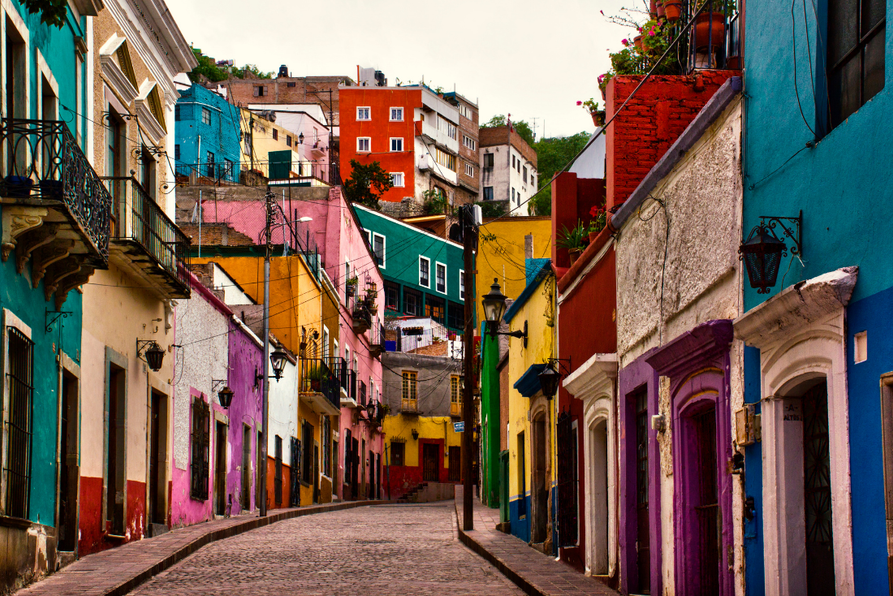 ENCANTOS DE MÉXICO COLONIAL
