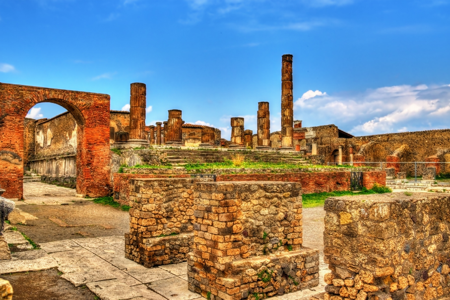ENCANTOS DE LA COSTA AMALFITANA Y ROMA