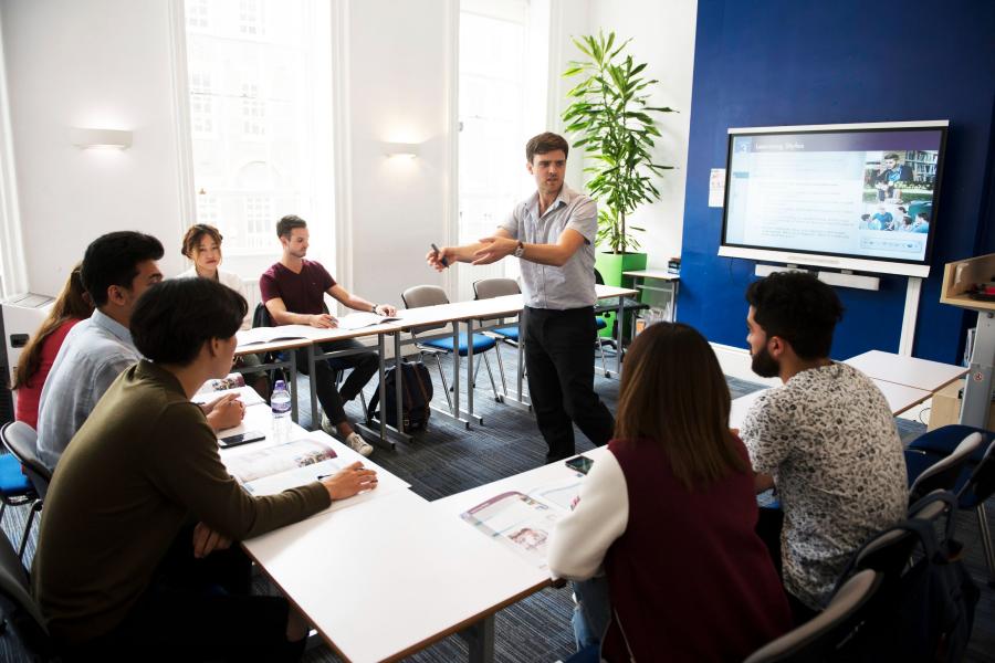 Curso de inglés Kaplan en Londres 2026
