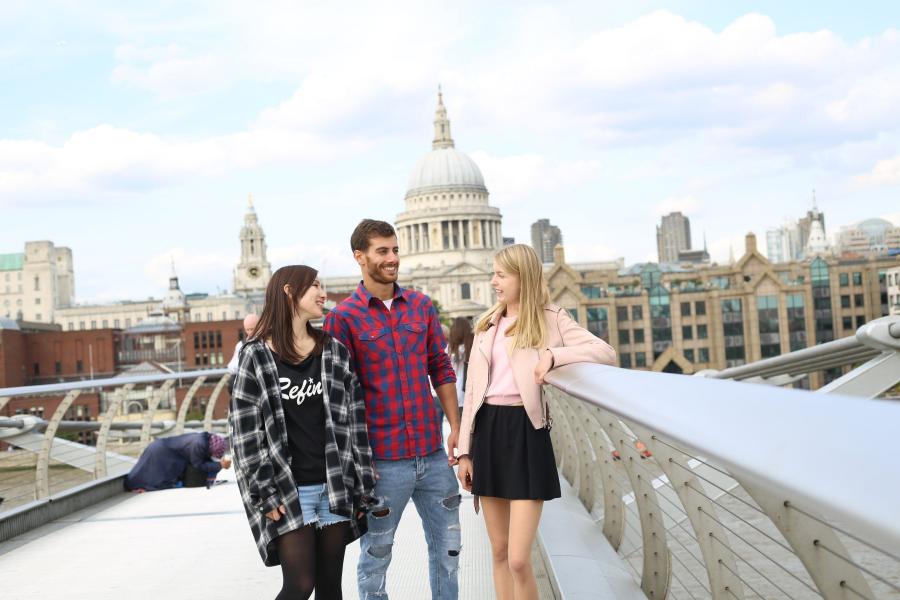 Curso de inglés Kaplan en Londres 2026